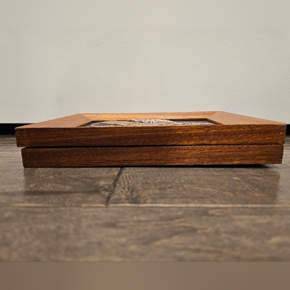 Beautiful & RARE Wooden Framed Horse Wall Art Set Copper and Black - Picture 8 of 8